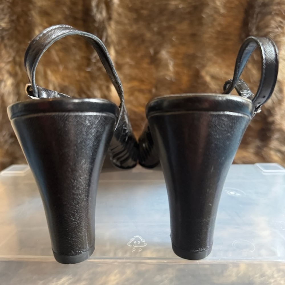 Black Slingback Heels - Picture 3 of 4